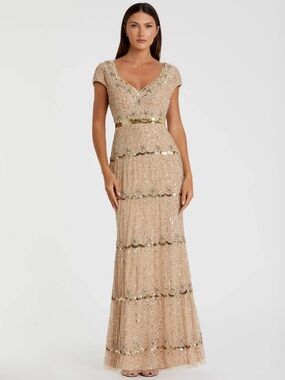 NEW Mac Duggal Gold Sequin Cap Sleeve Sweetheart Column Gown Style 9089 Size 6